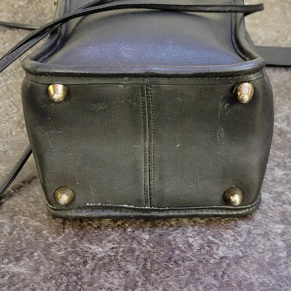 Coach Cashin Double Entry Kisslock Swinger Bag - Picture 8 of 8